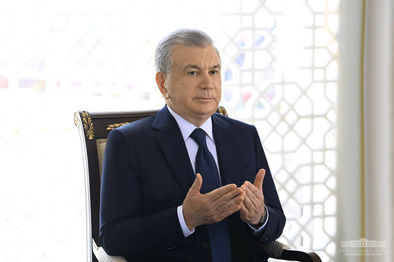 President Shavkat Mirziyoyev honors first president Islam Karimov at Hazrati Khizr Complex 